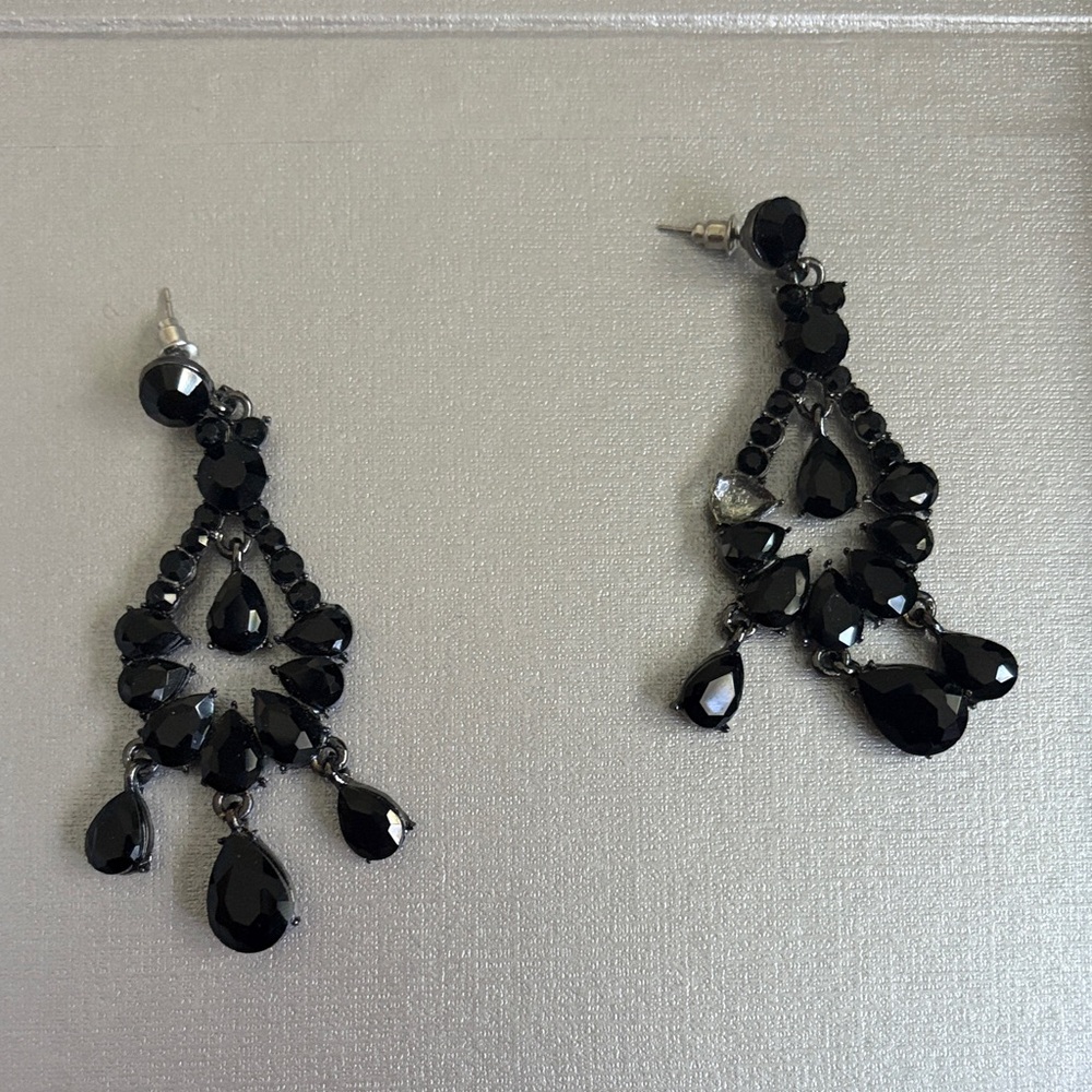 Elegant Black Chandelier Earrings